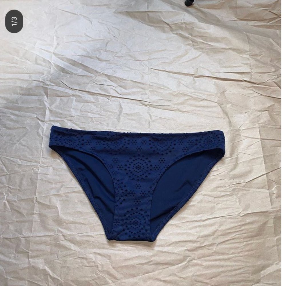 Aerie lace bikini bottoms